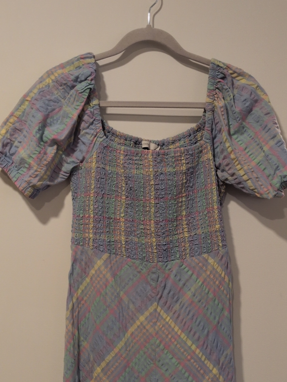 Ganni Style Checked Seersucker Puff Sleeve Midi Dress